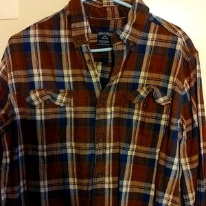 A men's nice flannel.